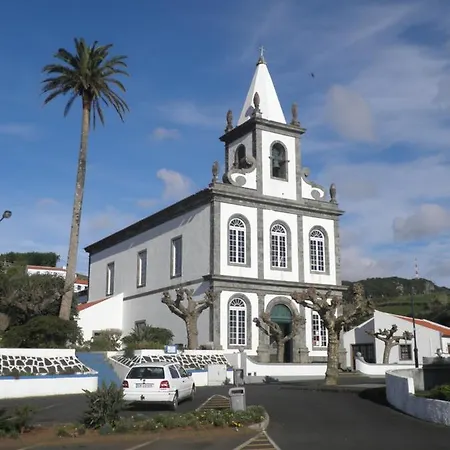 Moradia Terra Cha Sea View 1 To 4 Pers *