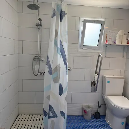 Moradia Terra Cha Sea View 1 To 4 Pers Lomba (Flores)