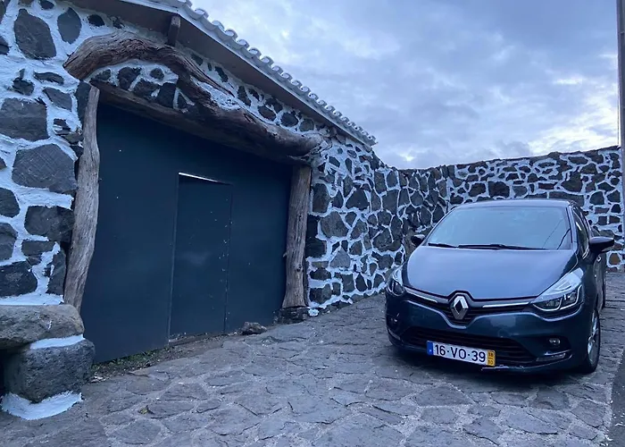 Moradia Flores Terra Chã