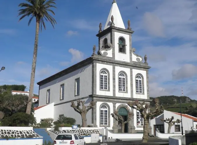 Moradia Flores Terra Chã *