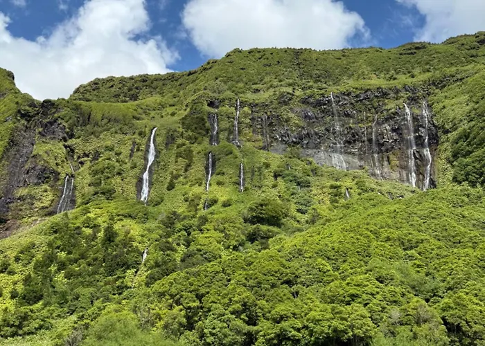 Moradia Flores Terra Chã Casa de Férias