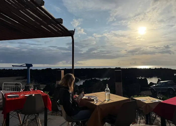 Casa de Férias Moradia Flores Terra Chã *